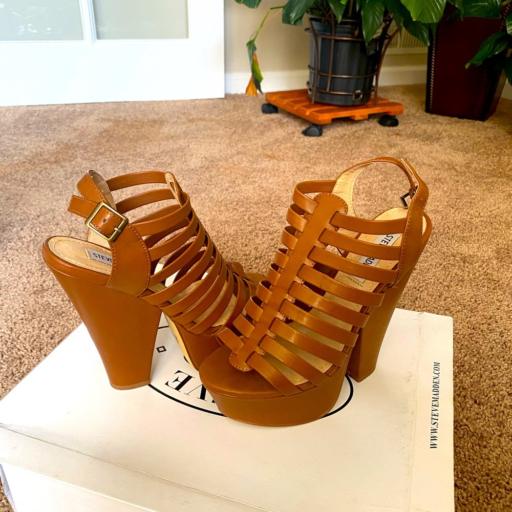 Heel sandals